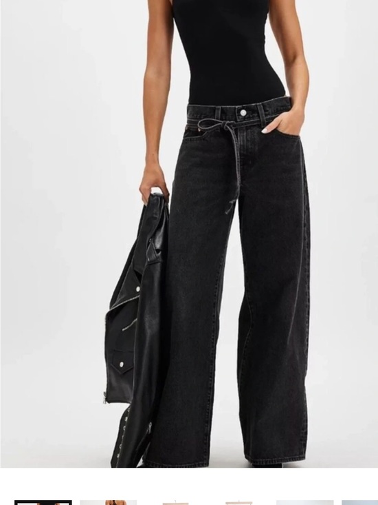 Denim - NWT Levi’s XL Straight Jean in Black (wide leg)